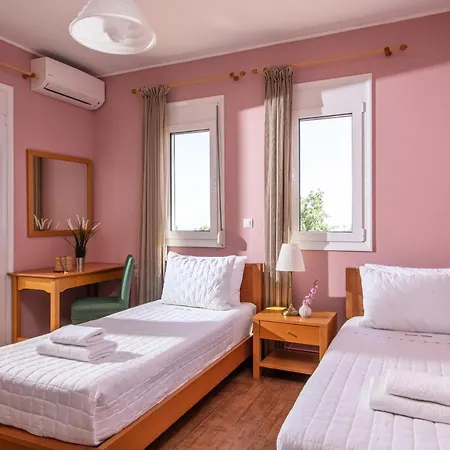 Gerani Villa *