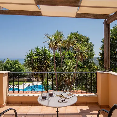 Gerani Villa